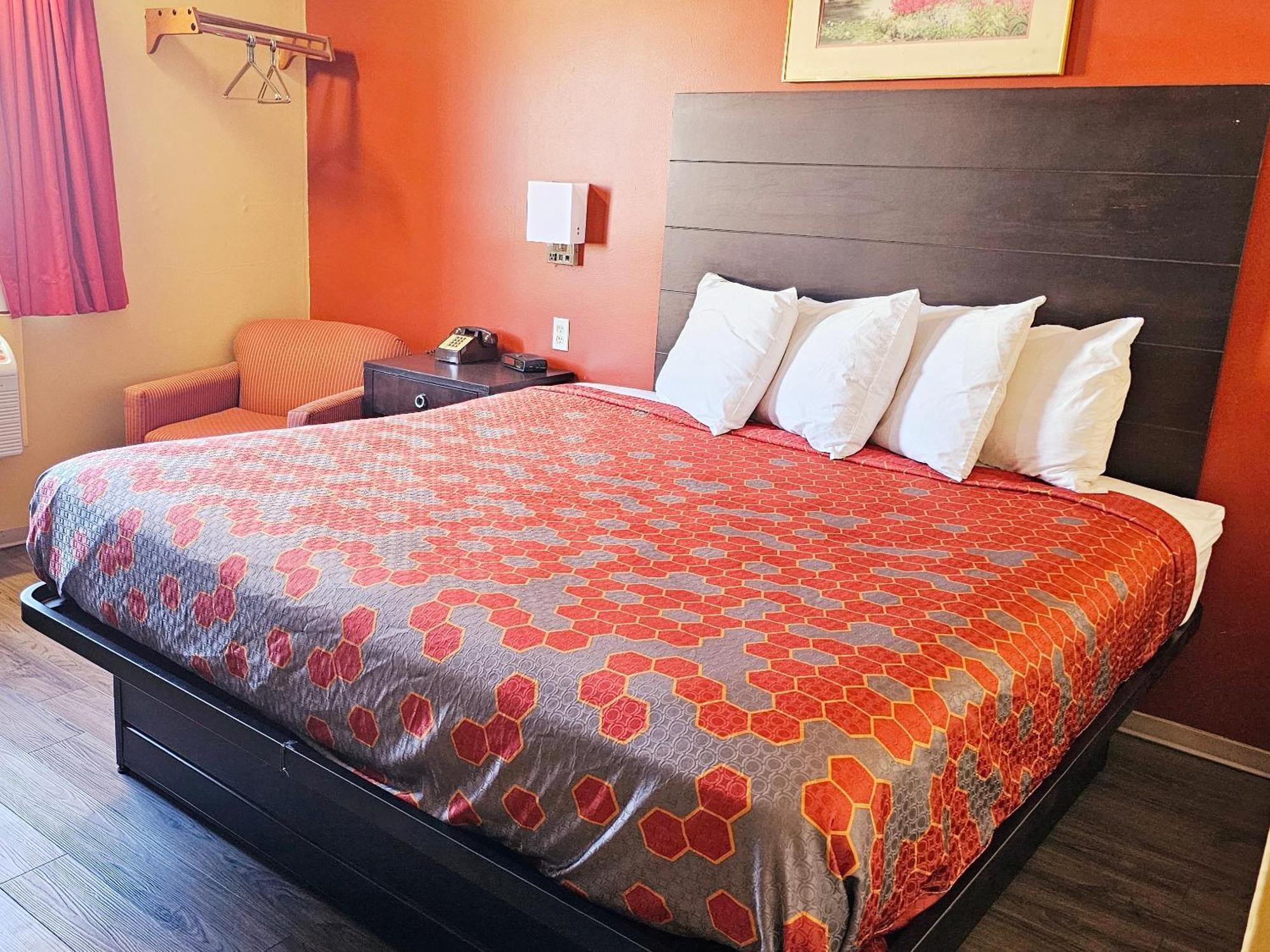 Budgetel Inn & Suites Fort Scott Zewnętrze zdjęcie